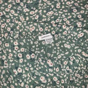 Like new! Floral tiered skirt from AEO!